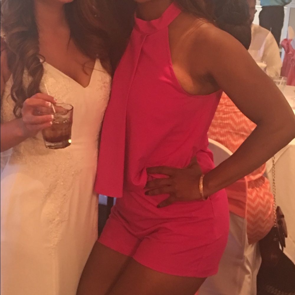 Fuchsia romper - Picture 4 of 4
